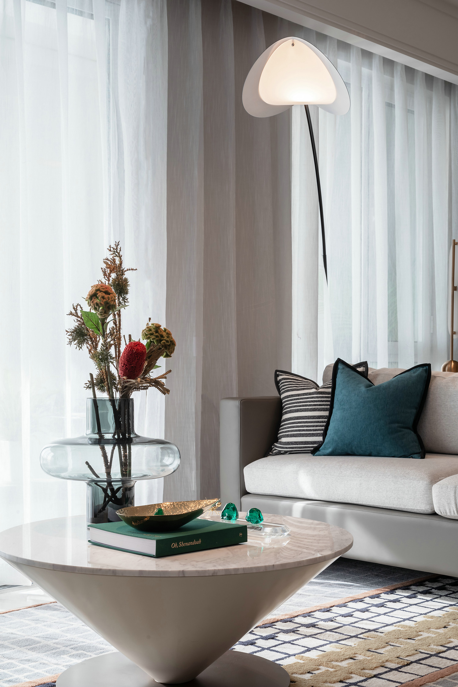 简约新中式风格室内家装案例效果图-客厅茶几 简约新中式风格室内家装案例效果图-客厅茶几