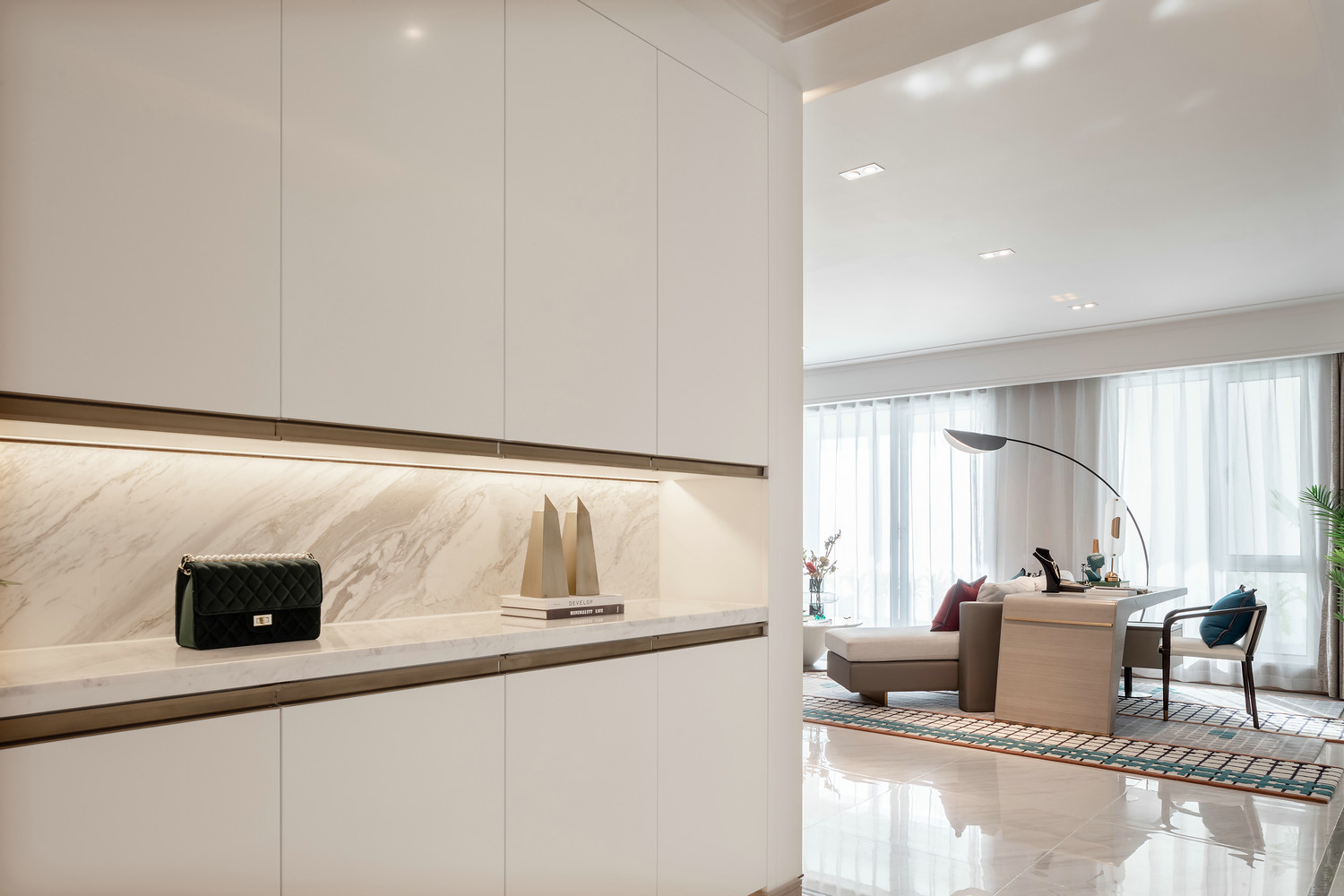 简约新中式风格室内家装案例效果图-玄关 简约新中式风格室内家装案例效果图-玄关