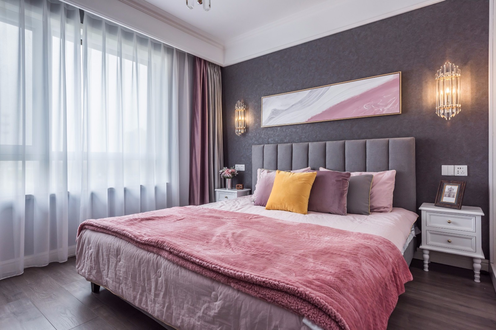 装修案例欧式轻奢风格室内装修效果图-卧室 装修案例欧式轻奢风格室内装修效果图-卧室